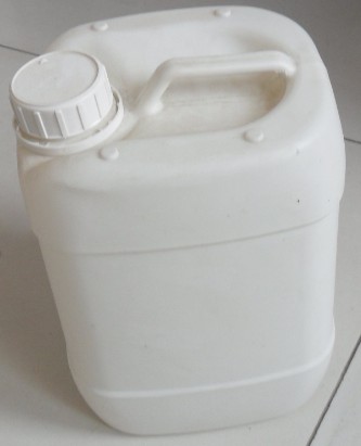 5L堆（duī）碼（mǎ）塑料桶