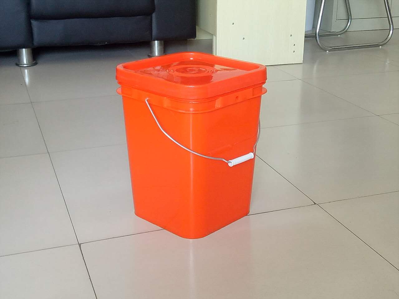 方形注（zhù）塑（sù）塑料桶